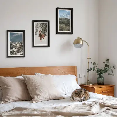 Conjunto de 3 quadros decorativos com montanhas com neve, veados na floresta e paisagens