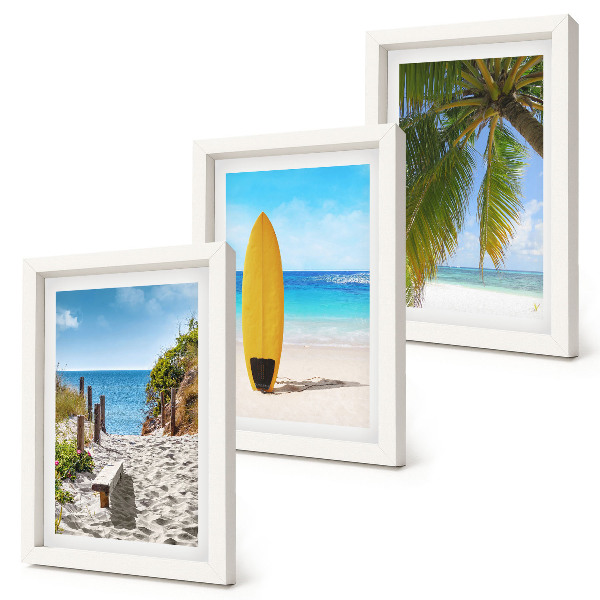 Conjunto de 3 quadros decorativos Vistas de férias da praia, ondas e palmeiras nos trópicos.