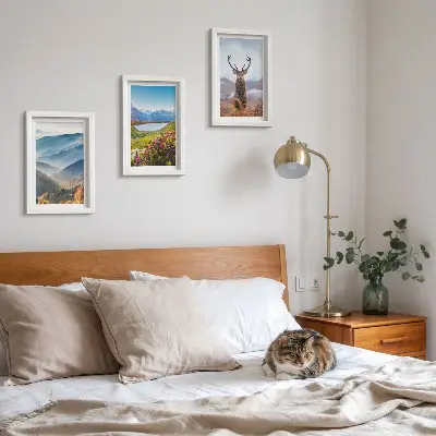 Conjunto de 3 quadros decorativos com paisagem de montanhas, lago e veados na natureza