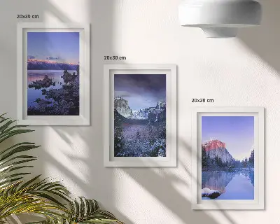 Conjunto de quadros com imagens paisagens montanhosas ao entardecer com vista para a água