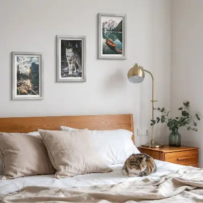 Conjunto de 3 quadros decorativos com temática de montanhas, lagos e lobo em ambiente natural