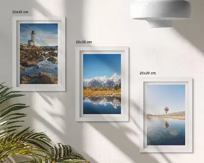 Conjunto de quadros decorativos vistas da natureza com farol, montanhas, lago e balão
