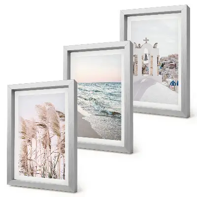 Tríptico com moldura plantas litorâneas, ondas do mar e vista de casas brancas