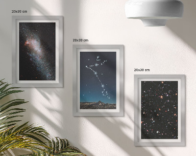 Conjunto de molduras com imagens Paisagens espaciais com a constelação de Peixes e galáxias.