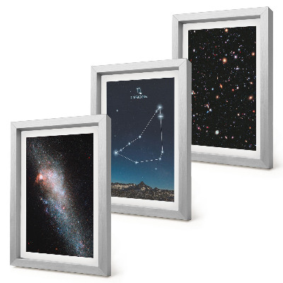 Conjunto de molduras com imagens constelação de Capricórnio, galáxia e estrelas
