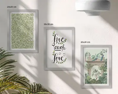 Conjunto de 3 quadros decorativos com estampas de folhas verdes, inscrições e plantas exóticas
