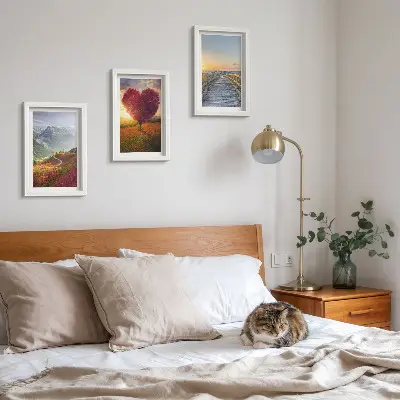 Conjunto de quadros com imagens paisagens de montanha, árvore em formato de coração e píer