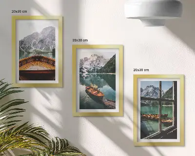 Conjunto de 3 quadros decorativos paisagem de lago de montanha com barcos e janela