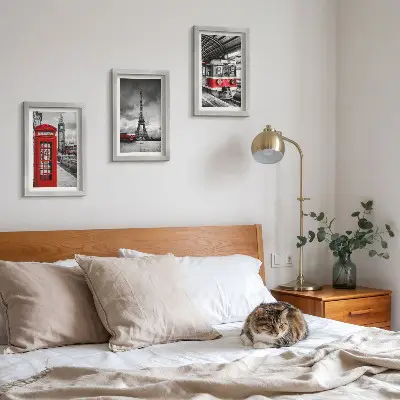 Conjunto de molduras com imagens cidades icônicas como Londres, Paris e transporte ferroviário