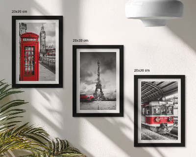 Conjunto de molduras com imagens Cidades icônicas como Londres, Paris e o transporte ferroviário.