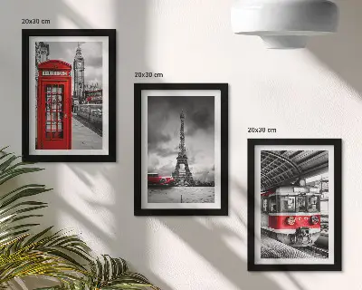 Conjunto de molduras com imagens cidades icônicas como Londres, Paris e transporte ferroviário