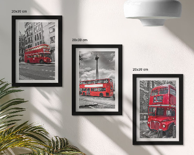 Conjunto de 3 quadros decorativos Ônibus vermelhos na paisagem urbana de Londres