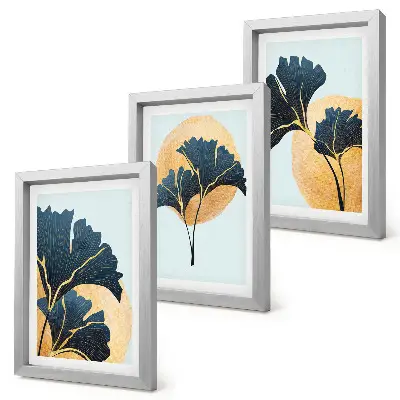 Conjunto de quadros com imagens folhas de ginkgo estéticas sobre fundo claro