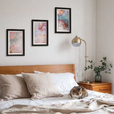 Conjunto de 3 quadros decorativos Padrões abstratos em tons pastel com detalhes.