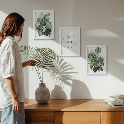 Conjunto de 3 quadros decorativos com estampa de folhas de monstera em aquarela Lar Doce Lar