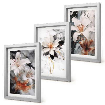 Conjunto de 3 quadros decorativos Flores sobre fundo de mármore em tons de branco e preto.