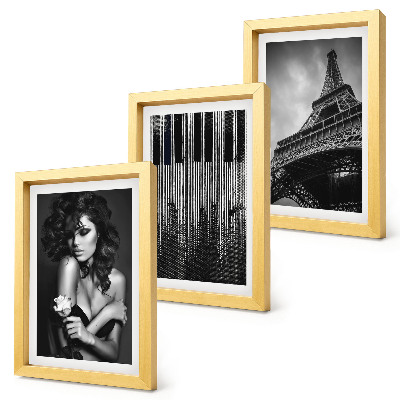 Tríptico com moldura Retrato de uma mulher com uma rosa, a Torre Eiffel e um padrão de piano