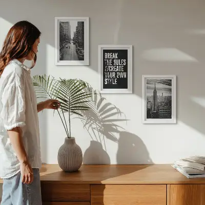 Conjunto de 3 quadros decorativos ruas da cidade em preto e branco com frase inspiradora