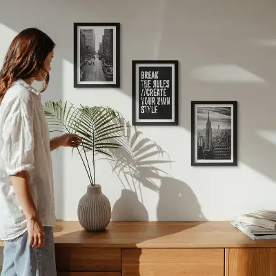 Conjunto de 3 quadros decorativos ruas da cidade em preto e branco com frase inspiradora