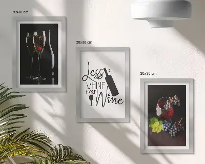 Conjunto de 3 quadros decorativos com estampa de taças de vinho, uvas e inscrição temática