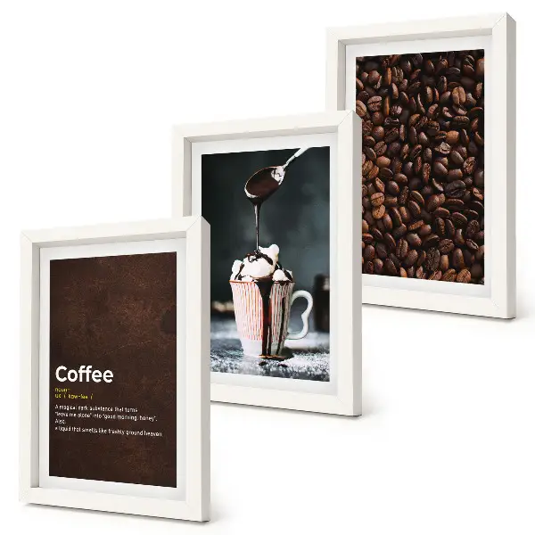 Conjunto de molduras com imagens de definição de bebida de chantilly com grãos de café