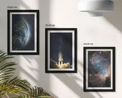 Tríptico com moldura estampa de espaço com terra, foguete e galáxia em céu estrelado