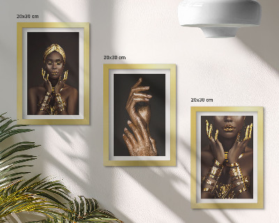 Tríptico com moldura Retratos elegantes de uma mulher africana