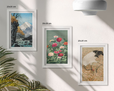 Conjunto de 3 quadros decorativos Montanhas na paisagem, rio, flores e garças na relva.