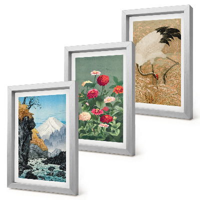 Conjunto de 3 quadros decorativos Montanhas na paisagem, rio, flores e garças na relva.