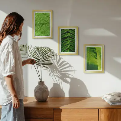 Conjunto de quadros com imagens de folhas tropicais em close-up