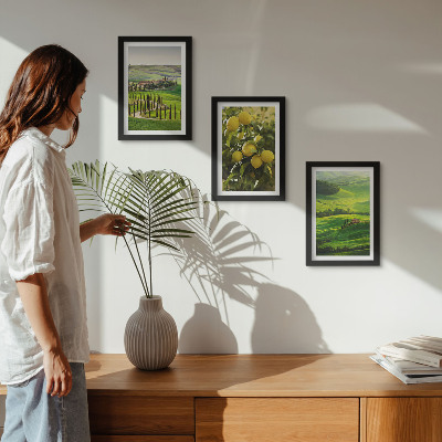 Conjunto de molduras com imagens Paisagens italianas com laranjeiras e colinas verdejantes.