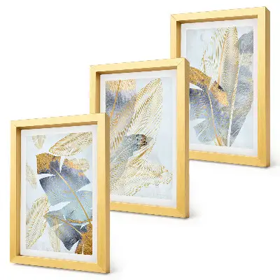Conjunto de 3 quadros decorativos com estampas de folhas em tons de azul e bege sobre fundo claro