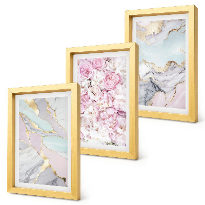 Tríptico com moldura Flores rosa com padrões marmorizados e em tons pastel.