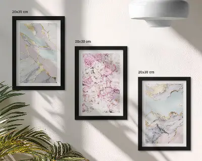 Tríptico com moldura flores rosa com padrões marmorizados em tons pastel