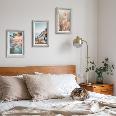 Conjunto de molduras com imagens Vista para o mar, pôr do sol, casas coloridas, flores