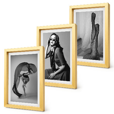 Tríptico com moldura Retratos elegantes em preto e branco de mulheres em poses sofisticadas.