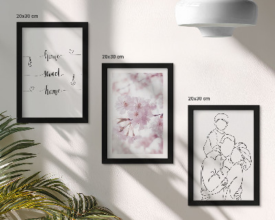Conjunto de 3 quadros decorativos Flores e família em um design minimalista
