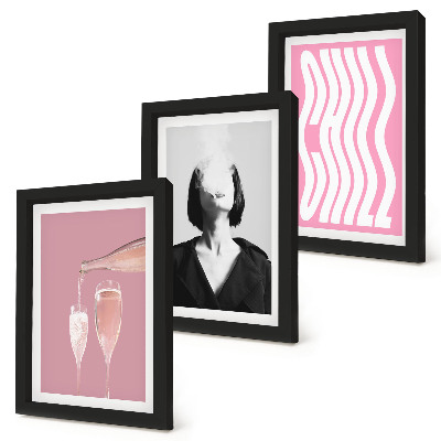 Conjunto de 3 quadros decorativos Retrato elegante de uma mulher relaxando em uma taça de champanhe.