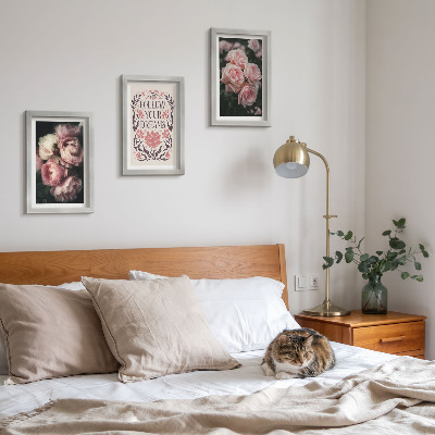 Conjunto de molduras com imagens Rosas vintage com inscrição sobre sonhos