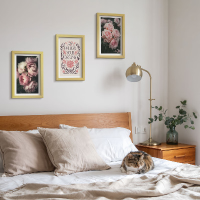 Conjunto de molduras com imagens Rosas vintage com inscrição sobre sonhos