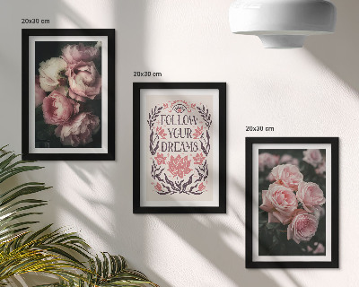 Conjunto de molduras com imagens Rosas vintage com inscrição sobre sonhos