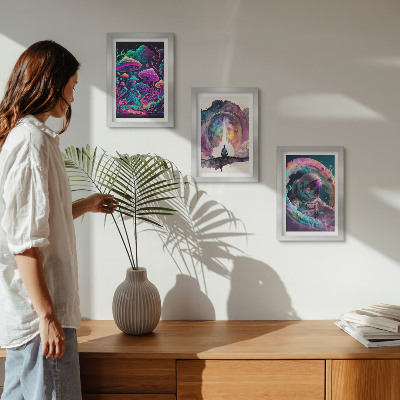 Tríptico com moldura Ilustrações coloridas em estilo de arte fantástica