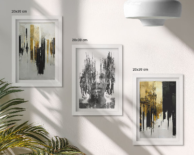 Tríptico com moldura Contrastando abstrações com retratos e arquitetura.