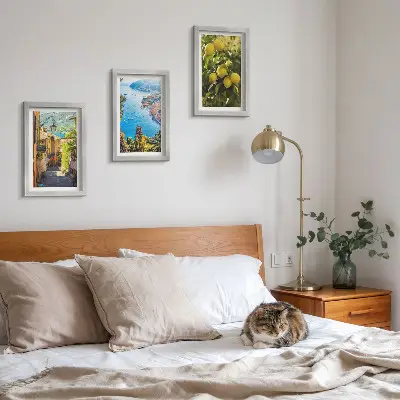 Conjunto de quadros decorativos ruas pitorescas à beira-mar com limões