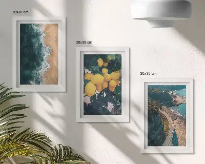 Tríptico com moldura paisagem de praia, limões, montanhas e estrada costeira