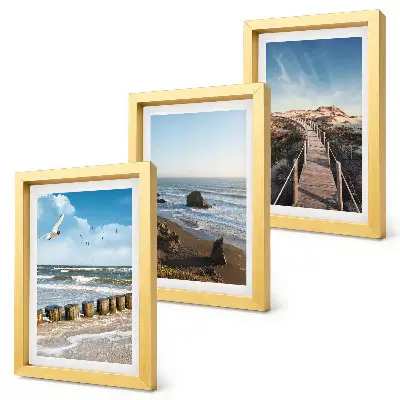 Conjunto de 3 quadros decorativos com vista da praia, ondas, céu e píer para pedestres