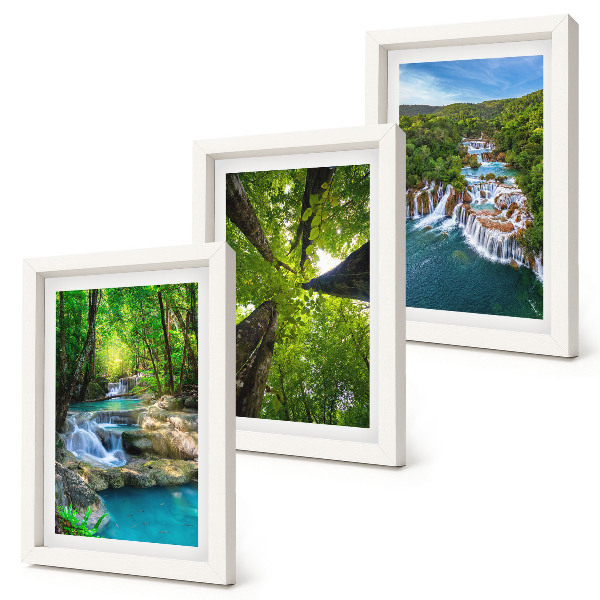 Conjunto de molduras com imagens Cachoeiras em uma floresta verde com água cristalina