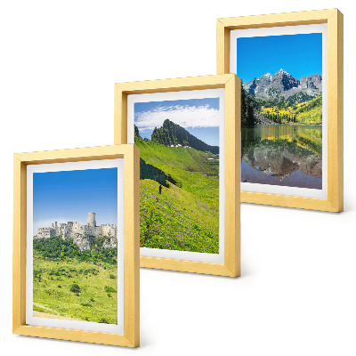 Conjunto de 3 quadros decorativos Colinas verdejantes com um castelo e paisagens montanhosas.
