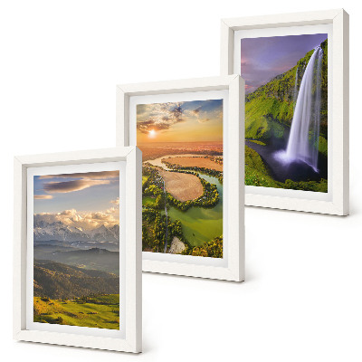 Conjunto de molduras com imagens Vistas de rios e cachoeiras nas montanhas em meio à natureza.