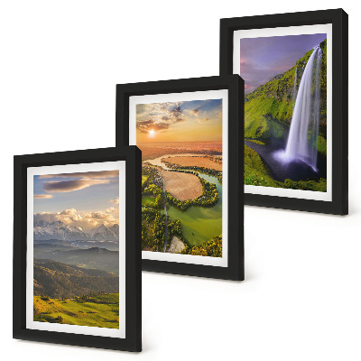 Conjunto de molduras com imagens Vistas de rios e cachoeiras nas montanhas em meio à natureza.